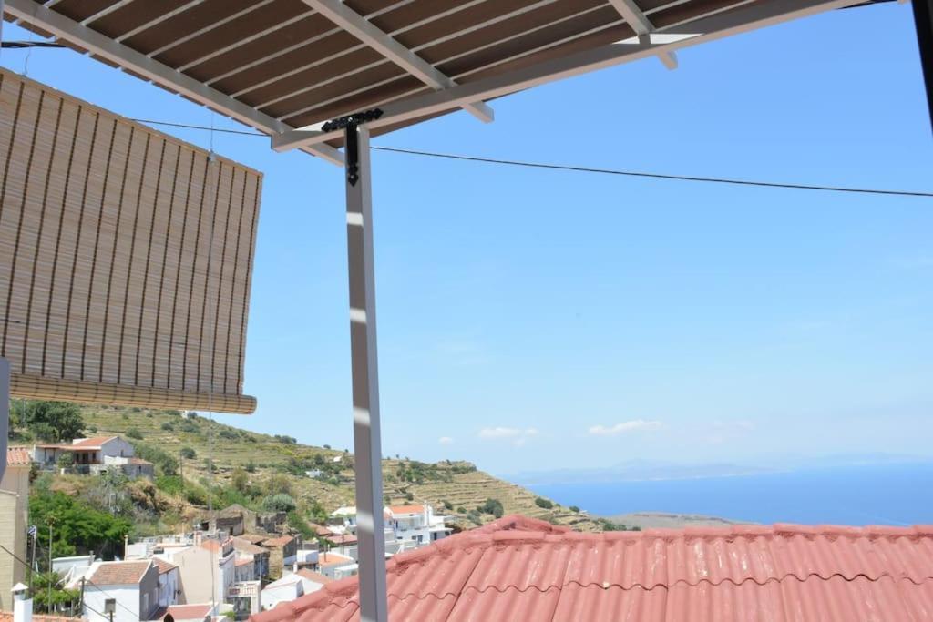 Villa The House Of Grandma Zinios à Ioulis Extérieur photo